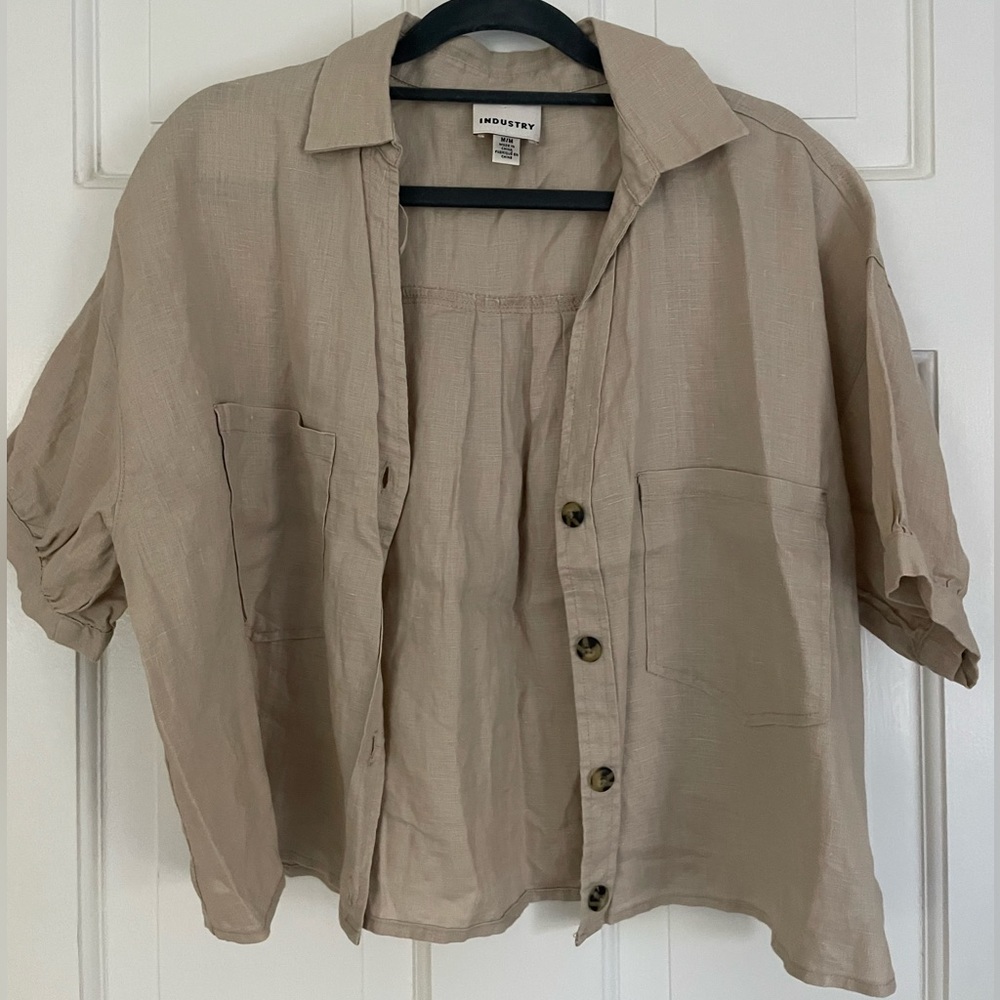 Industry Tan, Cropped Button Up